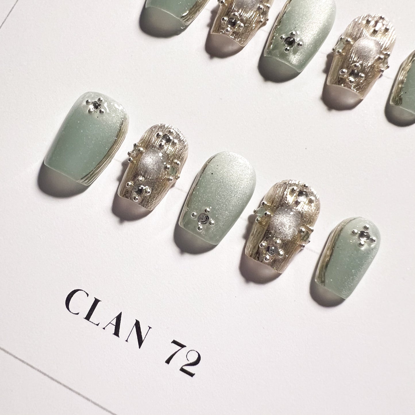 Crowning Jades