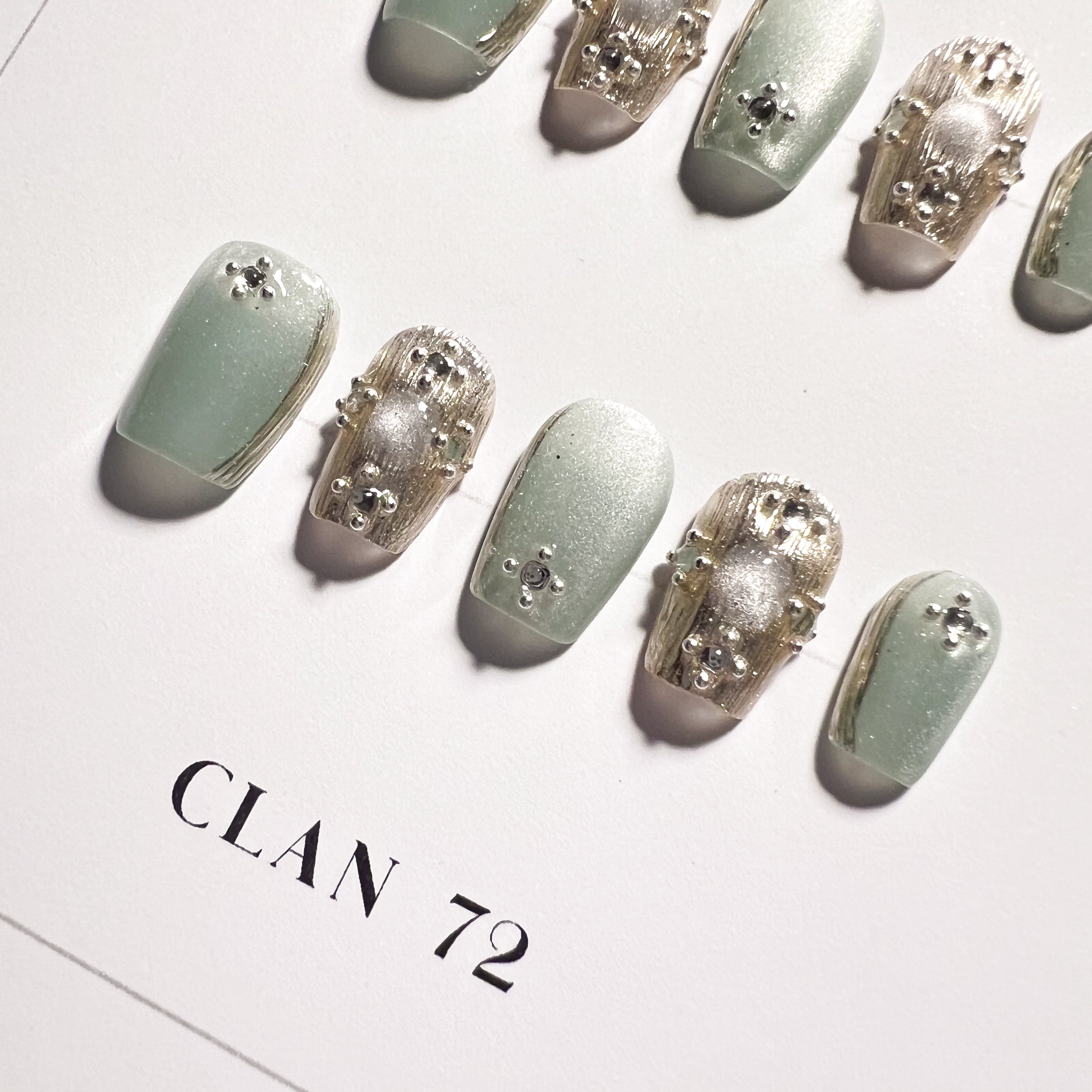 Crowning Jades