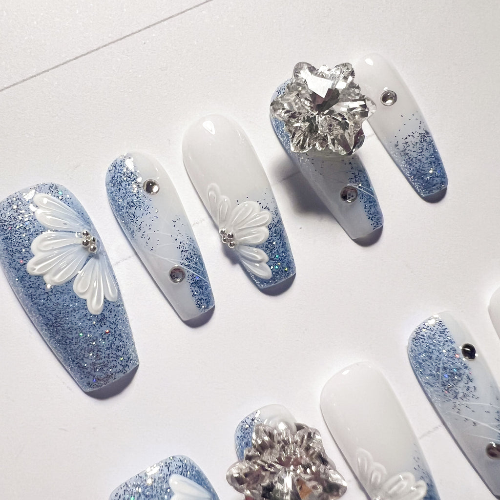 Crystal Dasies