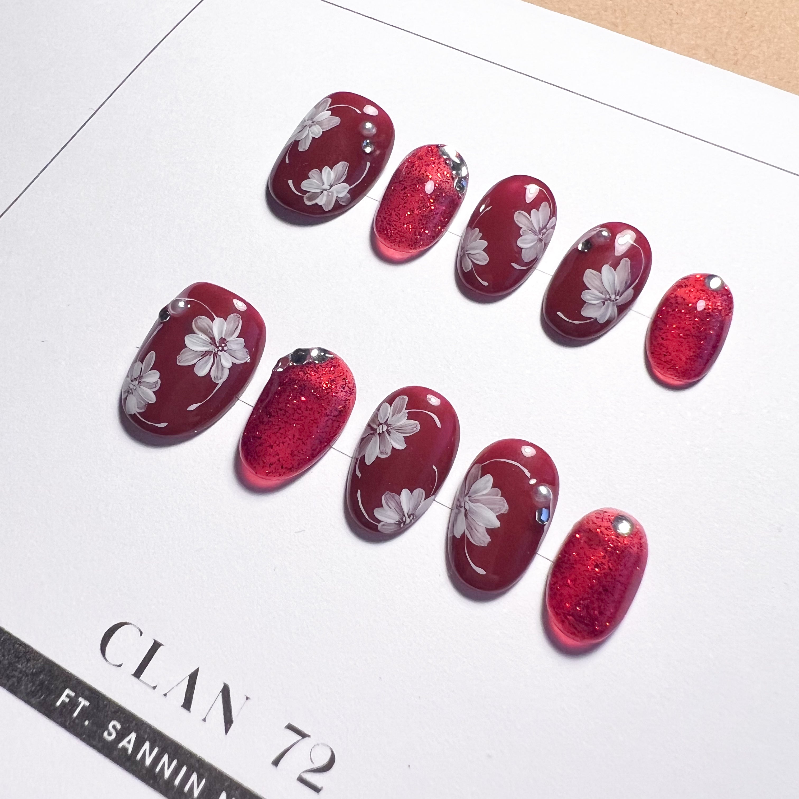 Lacquered Hana