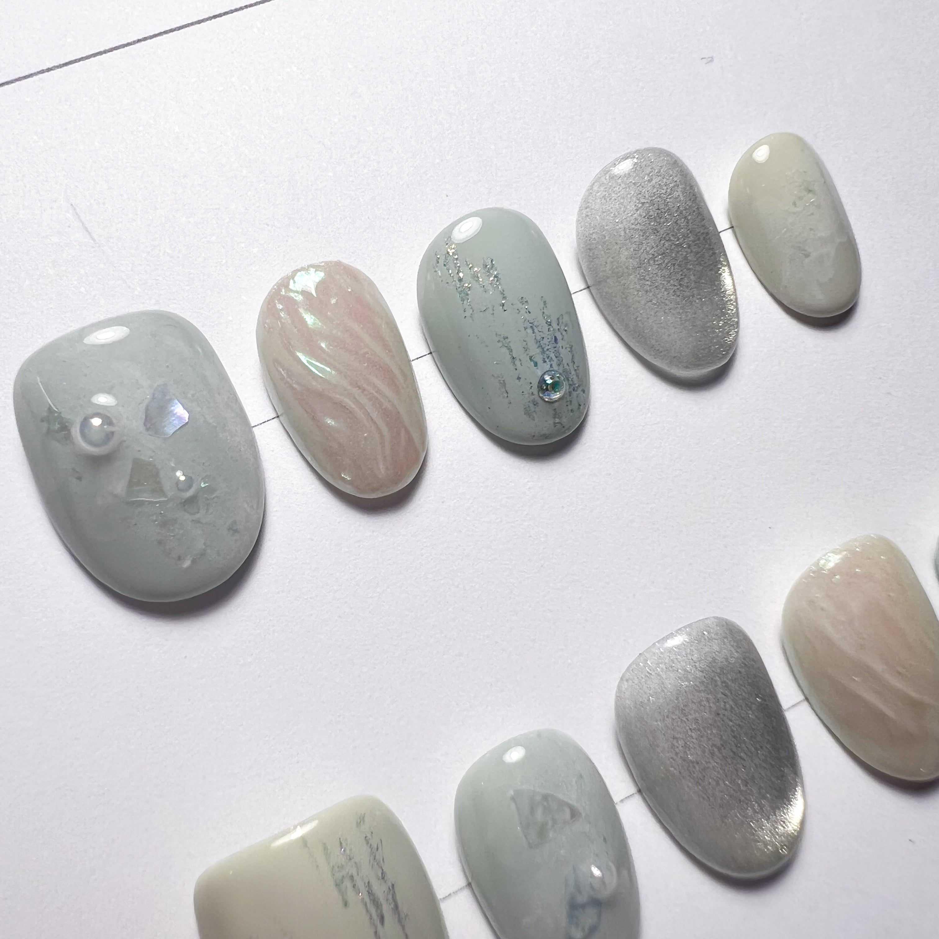 Pearlised Pebbles