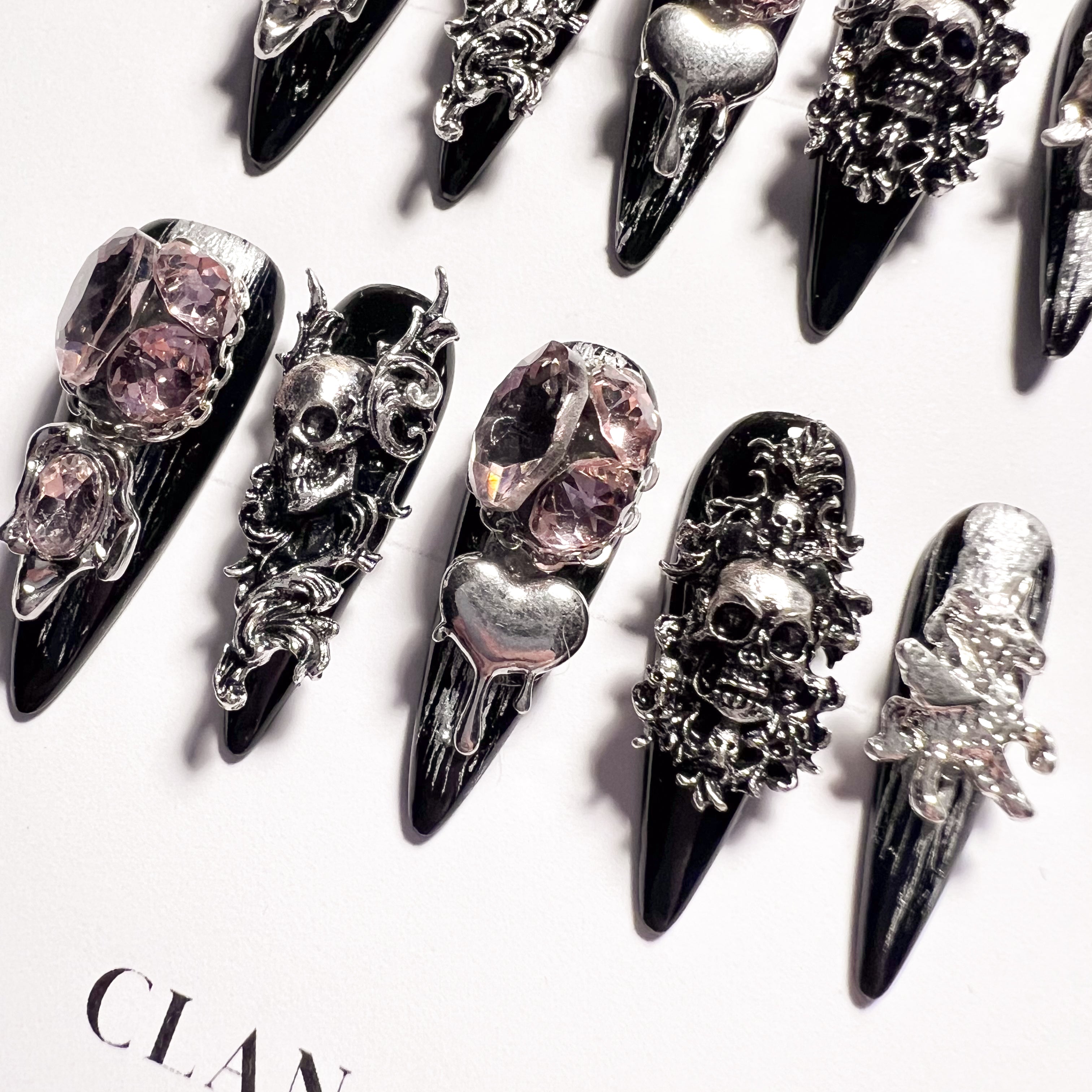 Skulls & Argyles