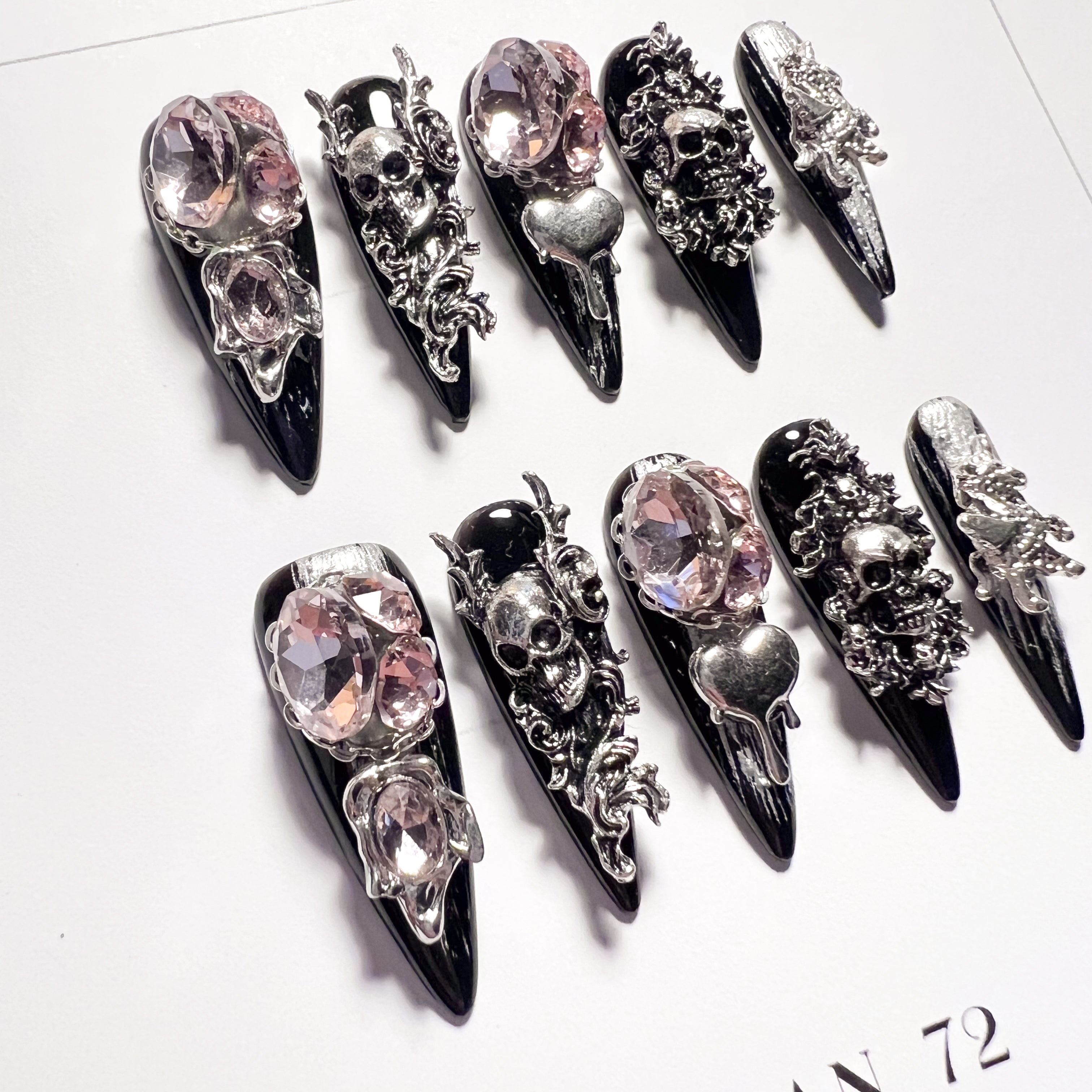 Skulls & Argyles
