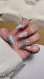 Crystal Dasies